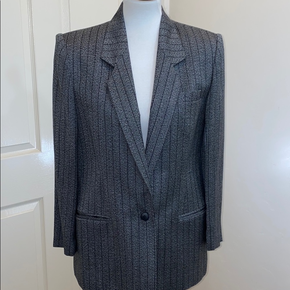 Christopher Single Button Fully Lined Blazer - image 1